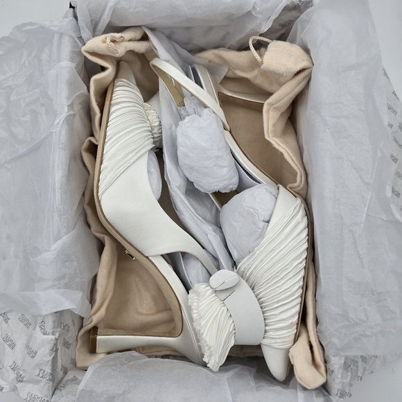 NIB Badgley Mischka Blaire Pleated Satin Slingback Heels w/ Floral Detail, White - Picture 16 of 16